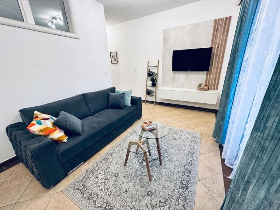 Beautiful Fully Renovated Apartment By The Sea, Large Balcony With Enchanting Views Neum Luaran gambar